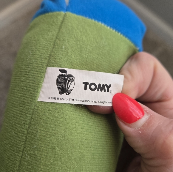 The Busy World of Richard Scarry 1995 Vintage Gund Lowly Worm Plush Toy - Picture 9 of 9